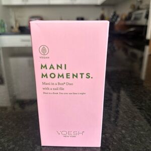 Voesh New York Pink Mani Moments Duo